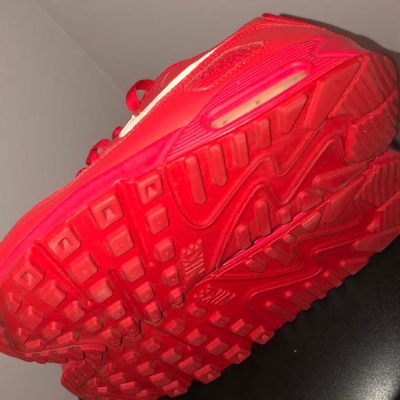 Red Nike AirMax 90 - Picture 4 of 4